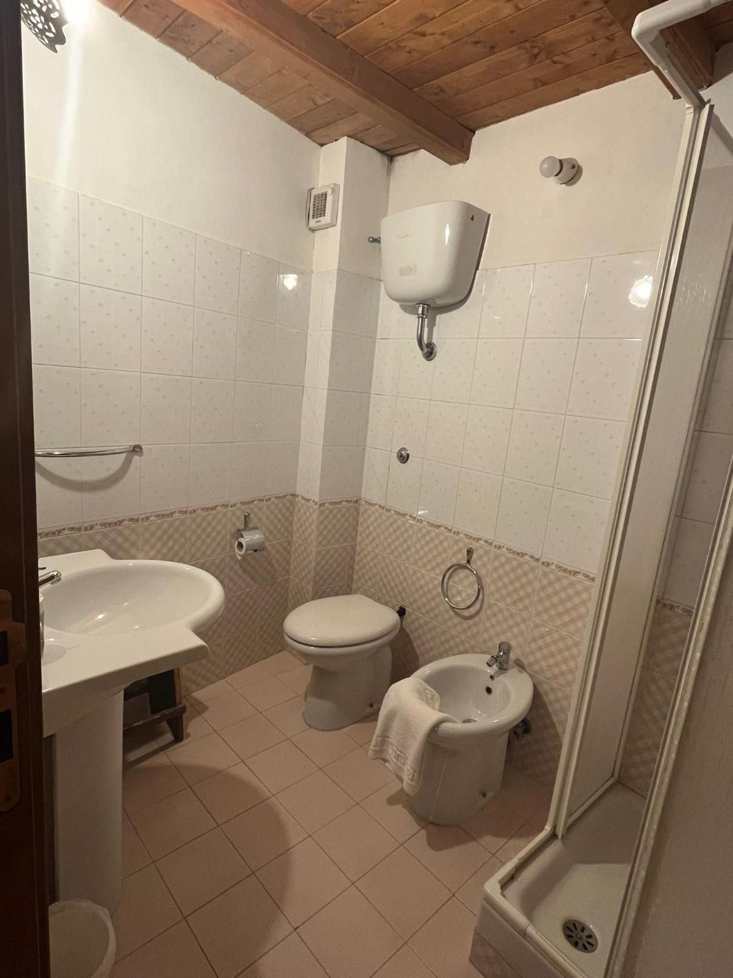 Le Siepi Country House Santo Stefano Di Sessanio Exteriör bild